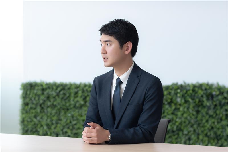 IT COMMUNICATIONS_日経新聞-(松岡さん)
